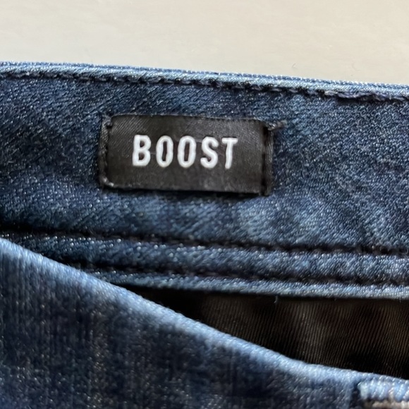 Curves 360 by NYDJ Boost Bermuda Sorts High Rise Size 16 - Picture 10 of 16